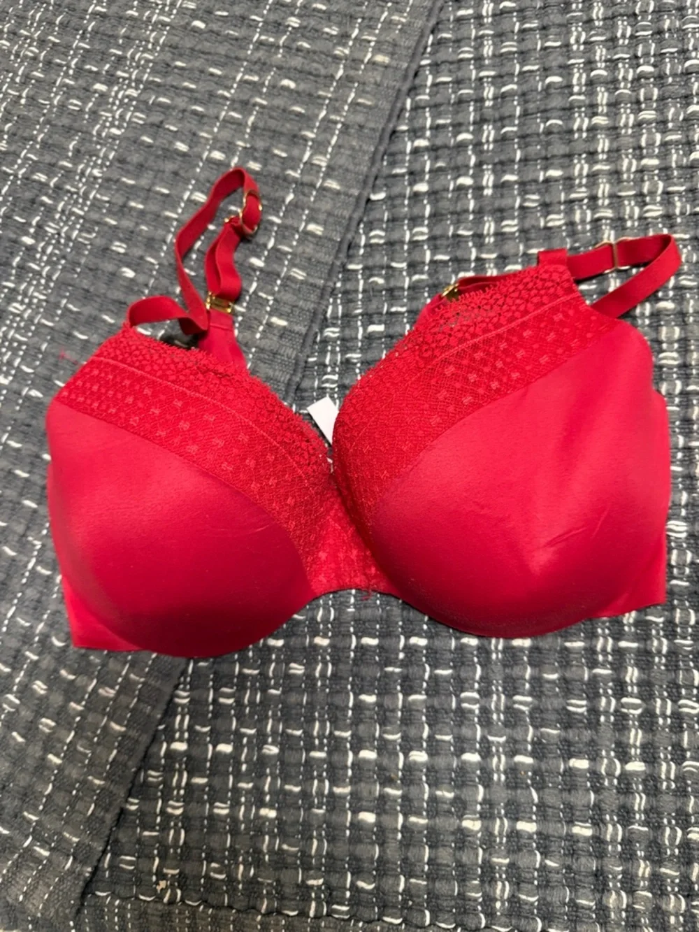 Victoria's Secret Bright Red Lace-Trim T-Shirt Bra